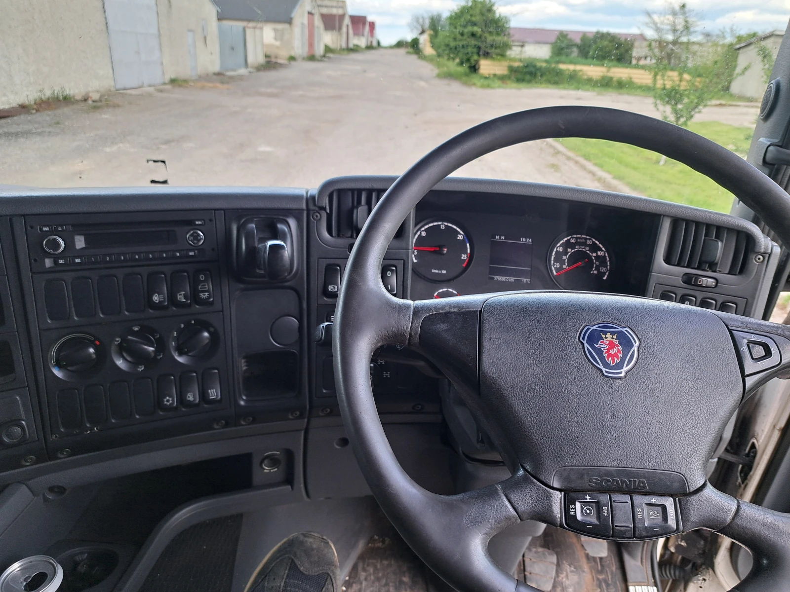 Scania G 370 8x4-самосвал/зърновоз, снимка 8 - Камиони - 54556290