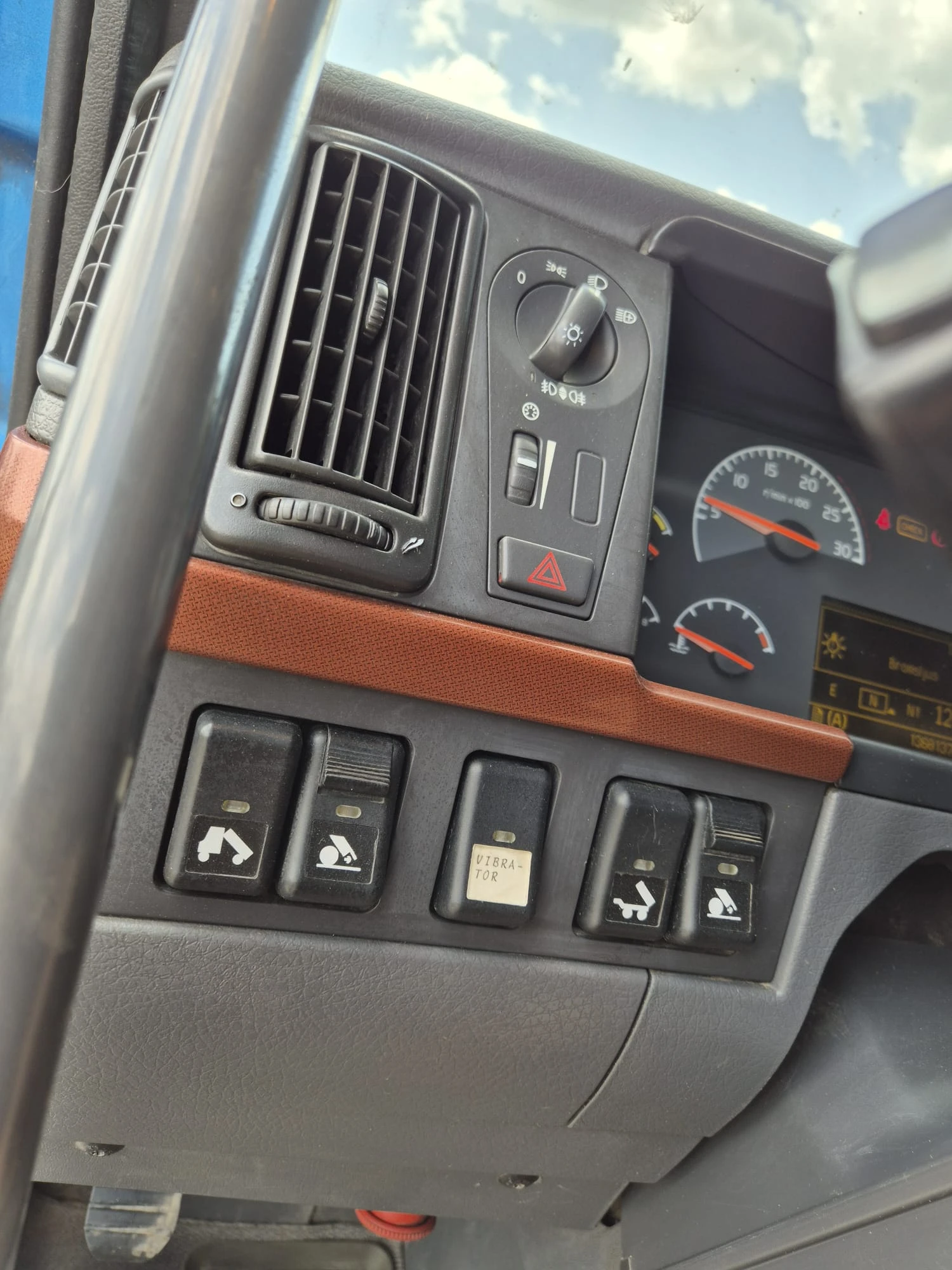 Volvo Fh 16-600, снимка 10 - Камиони - 54999934