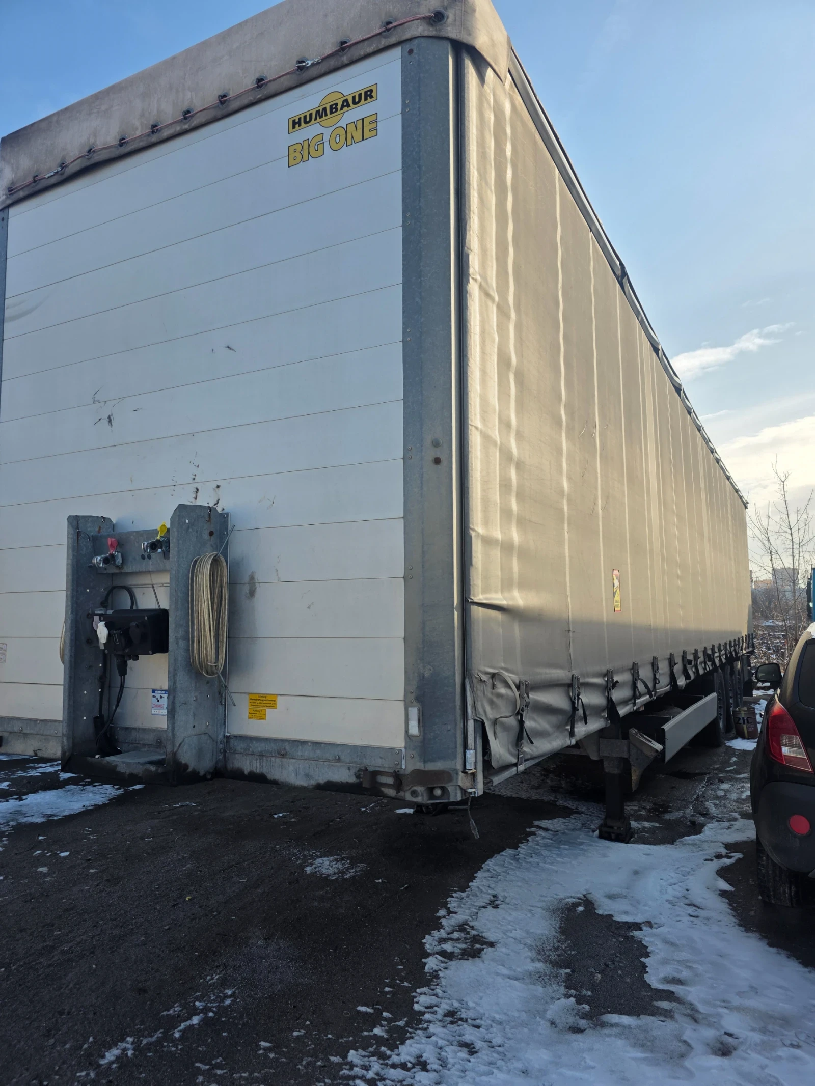 Полуремарке Други Humbaur