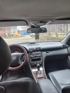 Mercedes-Benz C 220, снимка 1