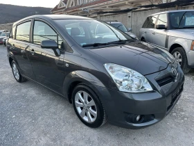 Toyota Corolla verso 2.2 D4D-136 k.c.-6 скорости, снимка 2