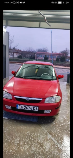     Mazda 323 