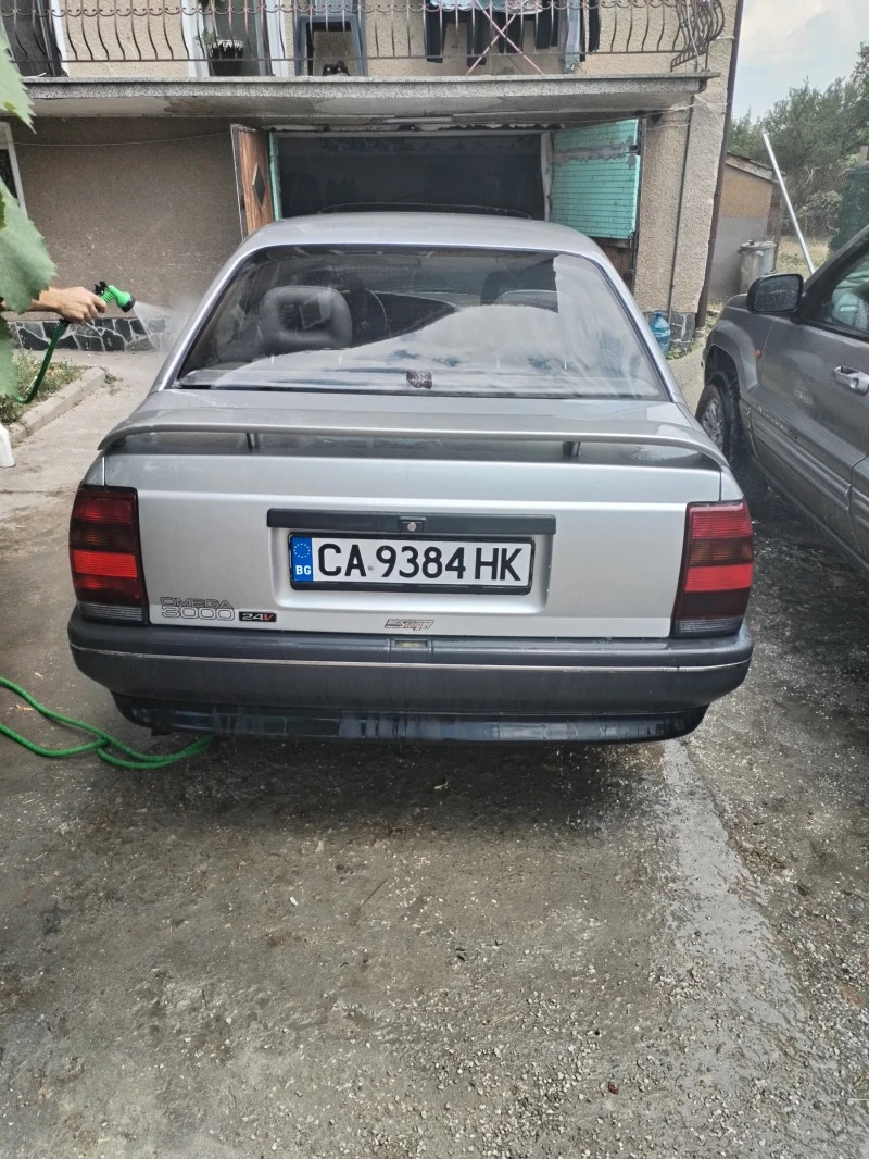 Opel Omega 2000  бензин, снимка 5 - Автомобили и джипове - 47325275