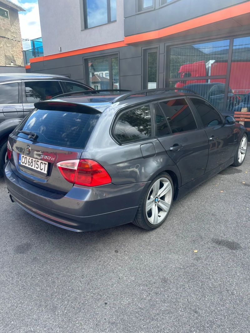 BMW 330 Е91, снимка 11 - Автомобили и джипове - 49550920