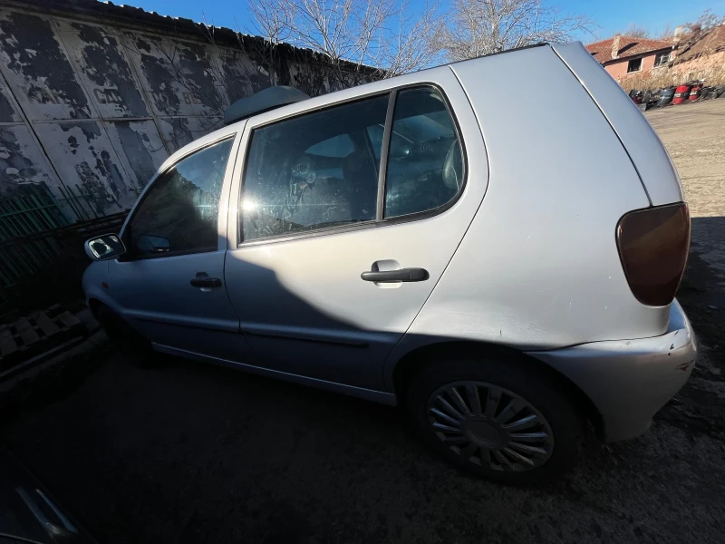 VW Polo 16V, снимка 2 - Автомобили и джипове - 48365183