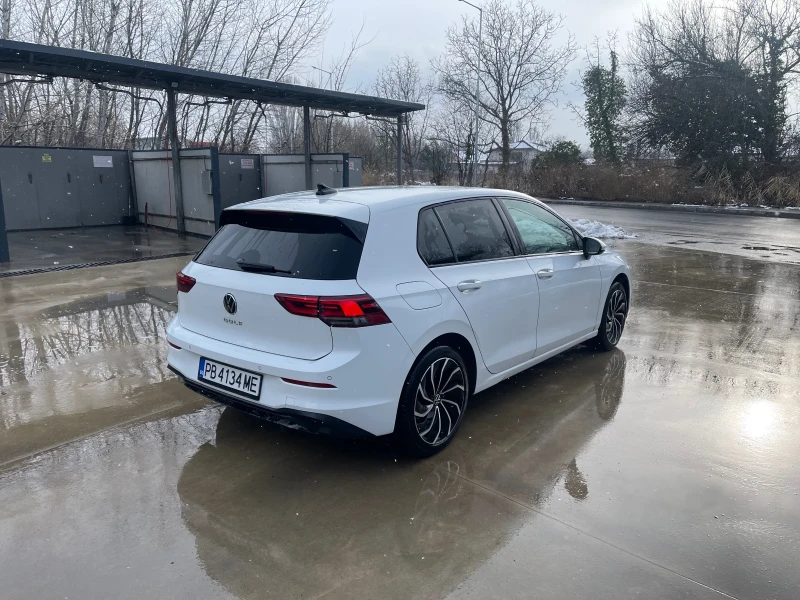 VW Golf 8 2.0TDI 150hp DSG РЕГИСТРИРАН ОБСЛУЖЕН КАТО НОВ, снимка 4 - Автомобили и джипове - 48553074