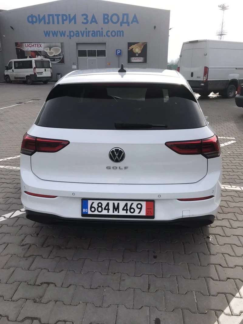 VW Golf 8 2.0TDI 150hp DSG КАТО НОВ, снимка 5 - Автомобили и джипове - 48553074