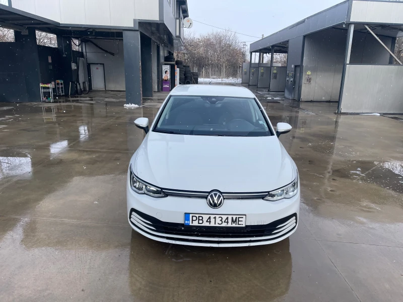 VW Golf 8 2.0TDI 150hp DSG РЕГИСТРИРАН ОБСЛУЖЕН КАТО НОВ, снимка 7 - Автомобили и джипове - 48553074