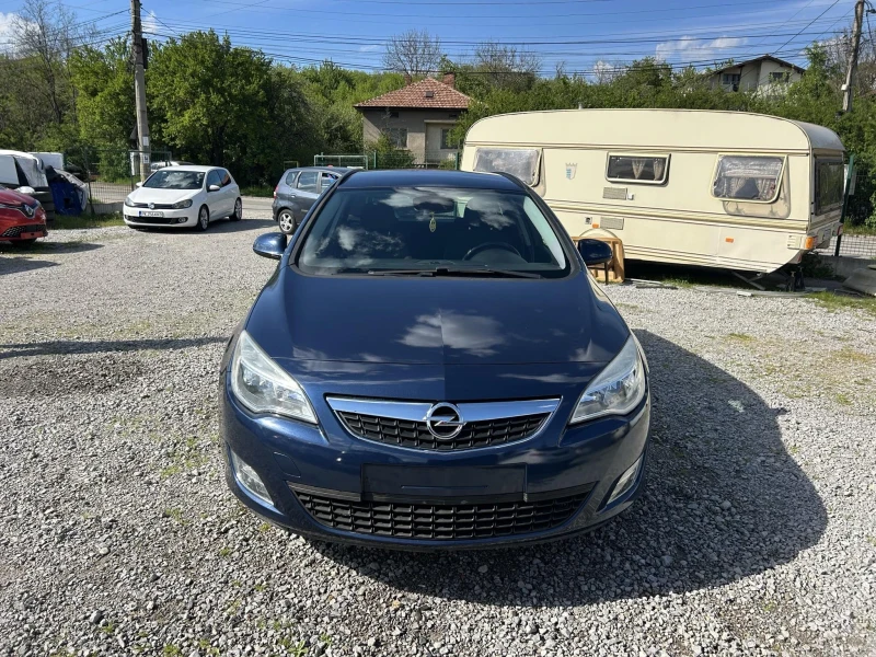 Opel Astra 1.7 CDTI Sports Taurer , снимка 5 - Автомобили и джипове - 52554023