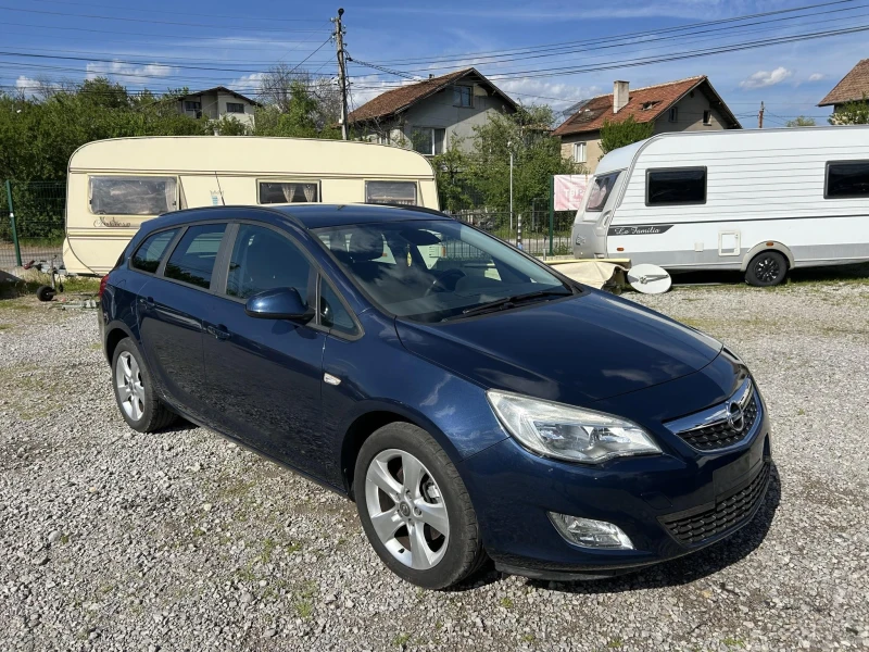 Opel Astra 1.7 CDTI Sports Taurer , снимка 6 - Автомобили и джипове - 52554023