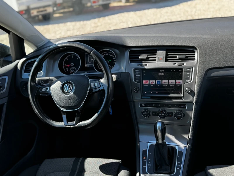 VW Golf, снимка 10 - Автомобили и джипове - 49372033