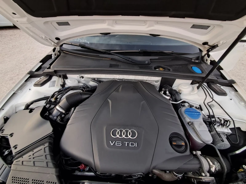 Audi A4 3.0TDI 207000км, АВТОМАТИК, НАВИЖАЦИЯ, снимка 15 - Автомобили и джипове - 51790263