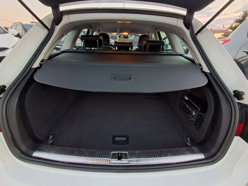 Audi A4 3.0TDI 207000км, АВТОМАТИК, НАВИЖАЦИЯ, снимка 12 - Автомобили и джипове - 51790263