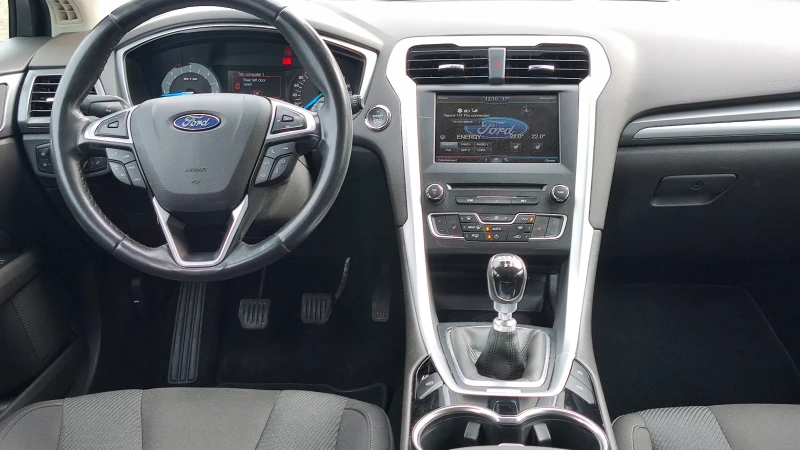 Ford Mondeo 2.0TDCi AWD 4x4 Navi ШВЕЙЦАРИЯ ОТЛИЧЕН, снимка 10 - Автомобили и джипове - 51846862