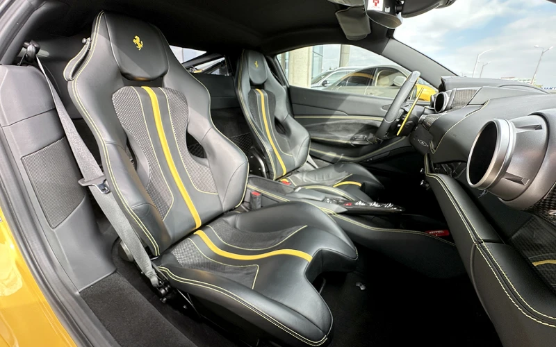 Ferrari F8 Trubiuto, снимка 8 - Автомобили и джипове - 52142985