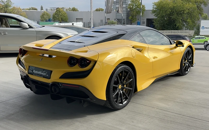 Ferrari F8 Trubiuto, снимка 4 - Автомобили и джипове - 52142985