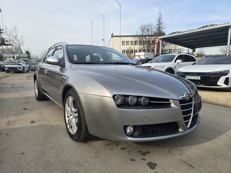 Alfa Romeo 159 2.0JTDM 170к.с Топ състояние , снимка 2 - Автомобили и джипове - 52838330