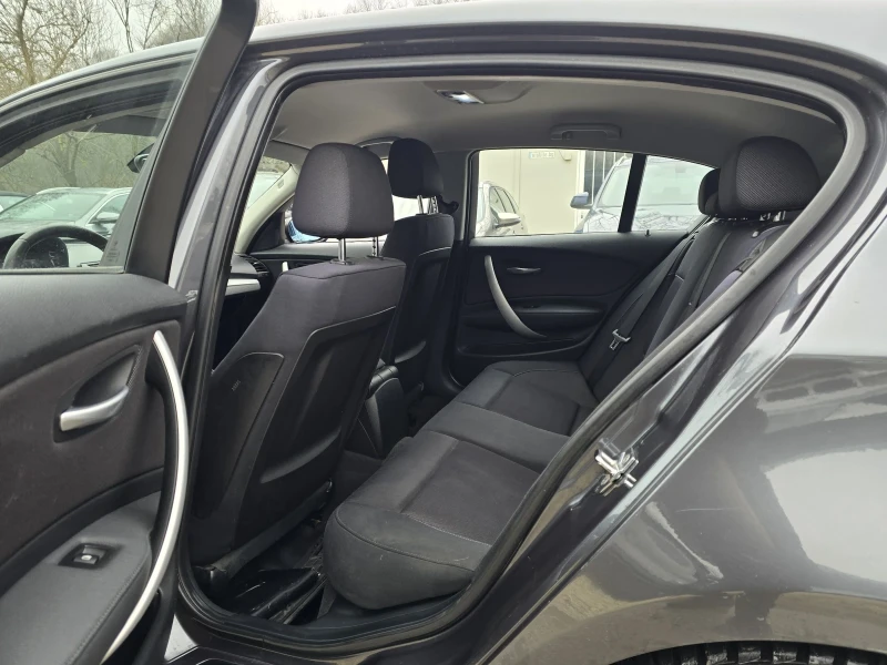 BMW 118 2.0d 143к.с 6 скорости, снимка 11 - Автомобили и джипове - 53246875