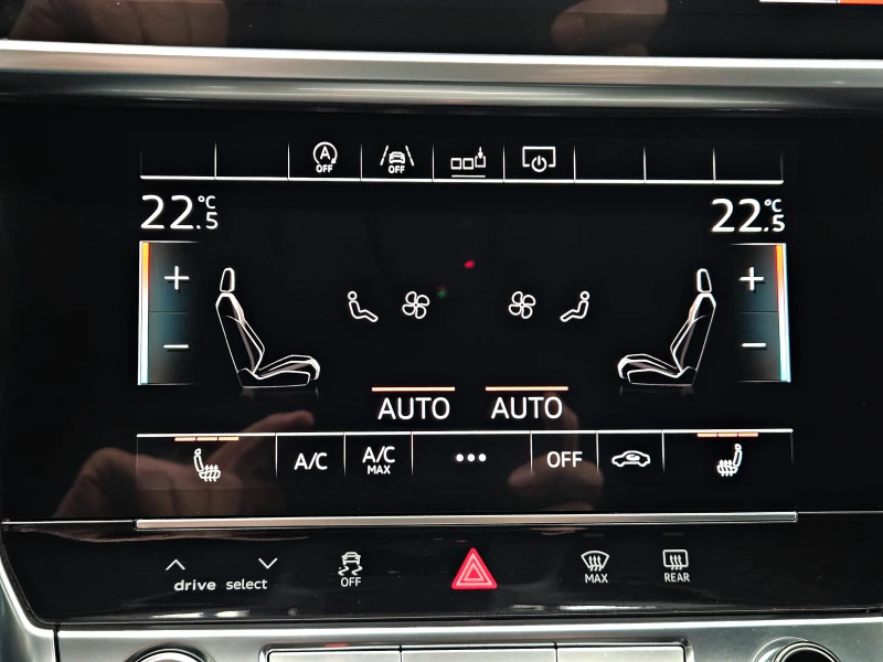 Audi A6 50TDI/MATRIX/S-LINE/DISTR/CAMERA/B&O/ПОДГРЕВ/LIZIN, снимка 11 - Автомобили и джипове - 53361499