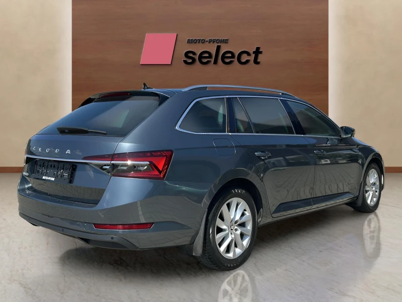 Skoda Superb 1.5 TSI, снимка 7 - Автомобили и джипове - 53427430
