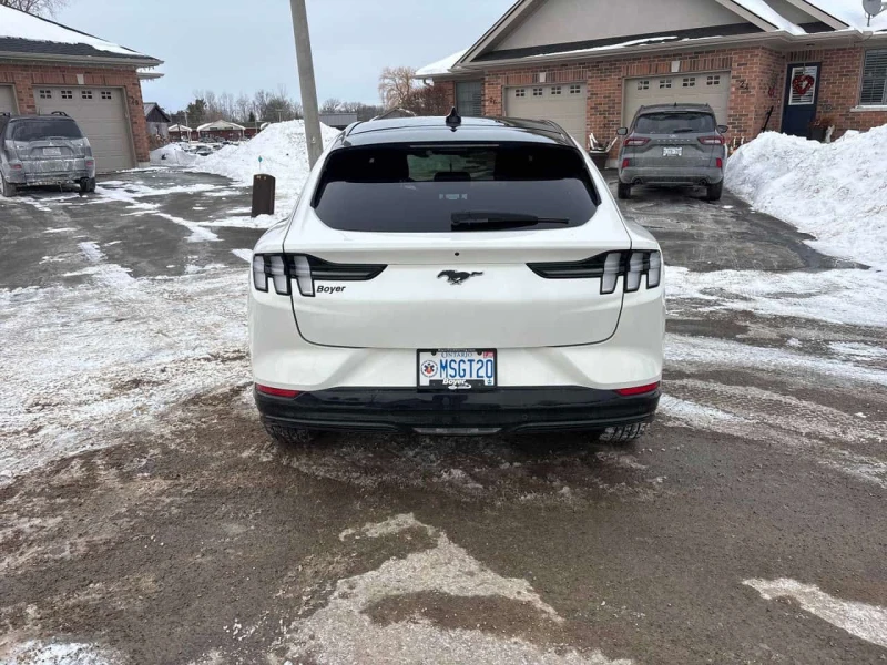 Ford Mustang Mach-E * Premium * BANG & OLUFSEN* PANO* KEYLESS* ПОДГРЕВ, снимка 4 - Автомобили и джипове - 53600511