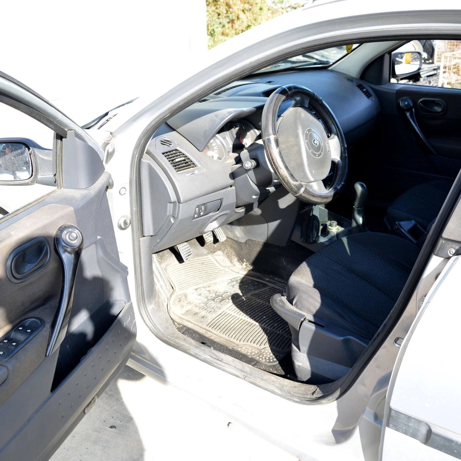 Renault Megane 1.5 DCI | Mobile.bg   5