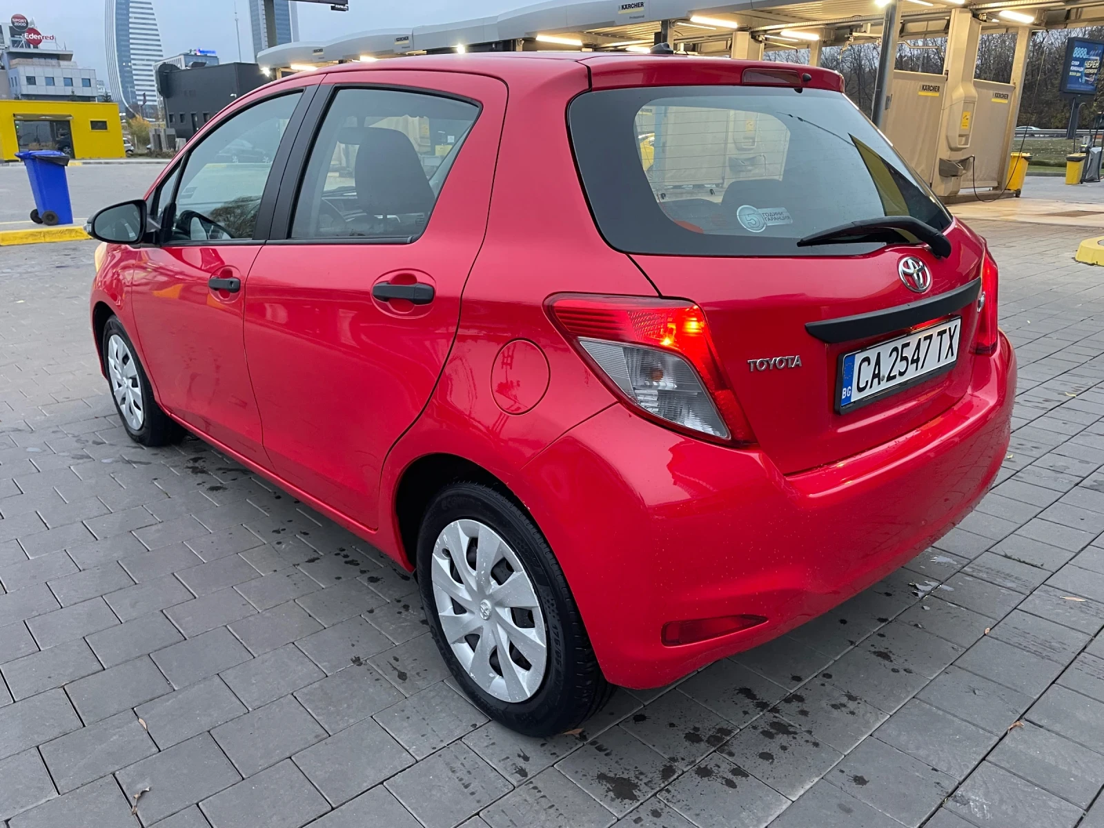 Toyota Yaris 1.3 100 ps, 6 скорости - изображение 4