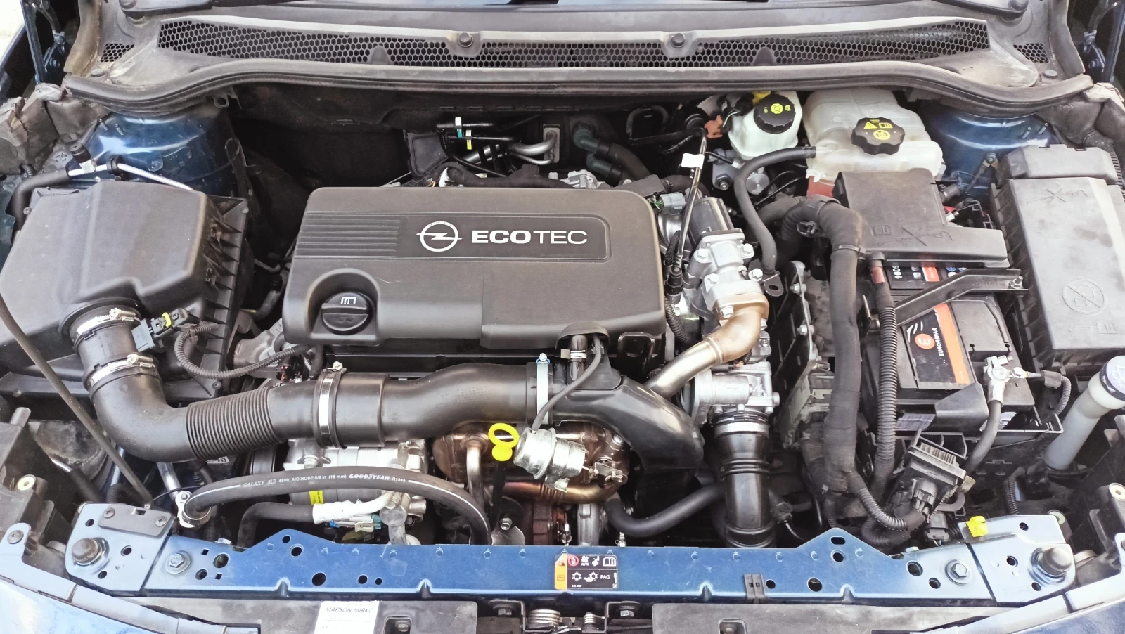 Opel Astra 1.7 CDTI Sports Taurer  - изображение 10