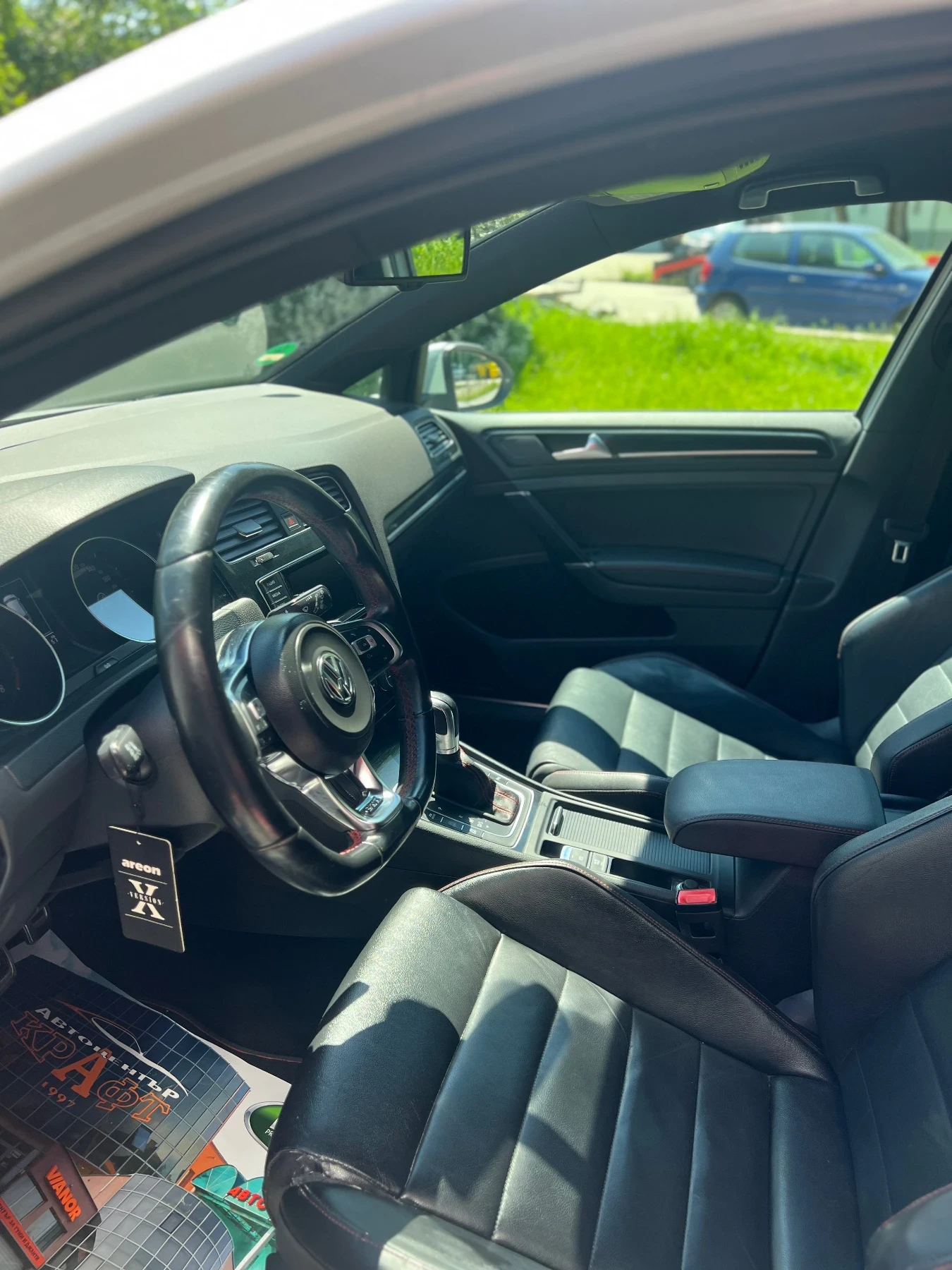 VW Golf 7 GTI PERFORMANCE - изображение 9