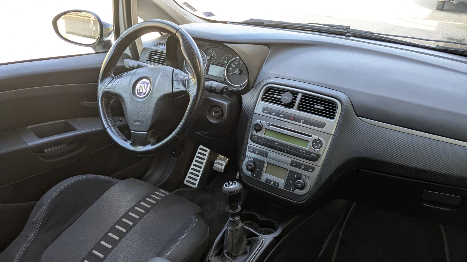 Fiat Punto 1, 4 T-jet 120кс - изображение 6