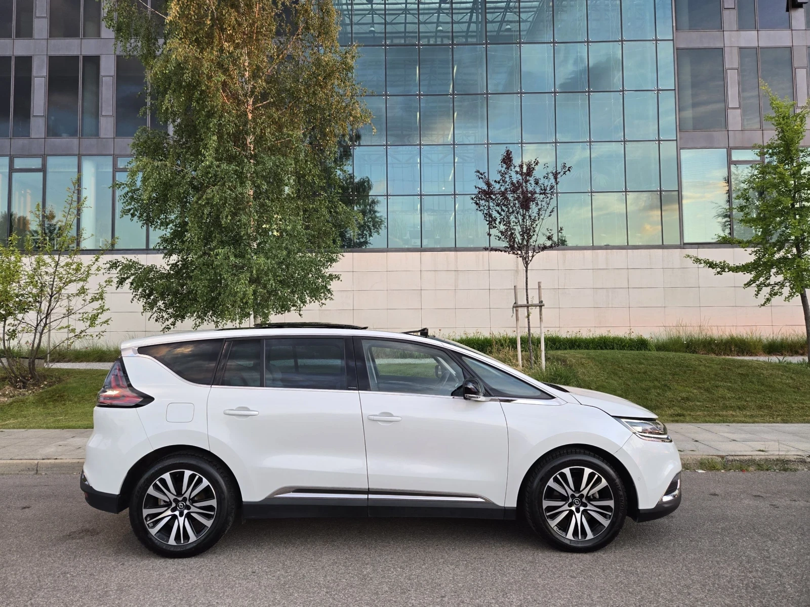 Renault Espace Initiale Paris - изображение 4