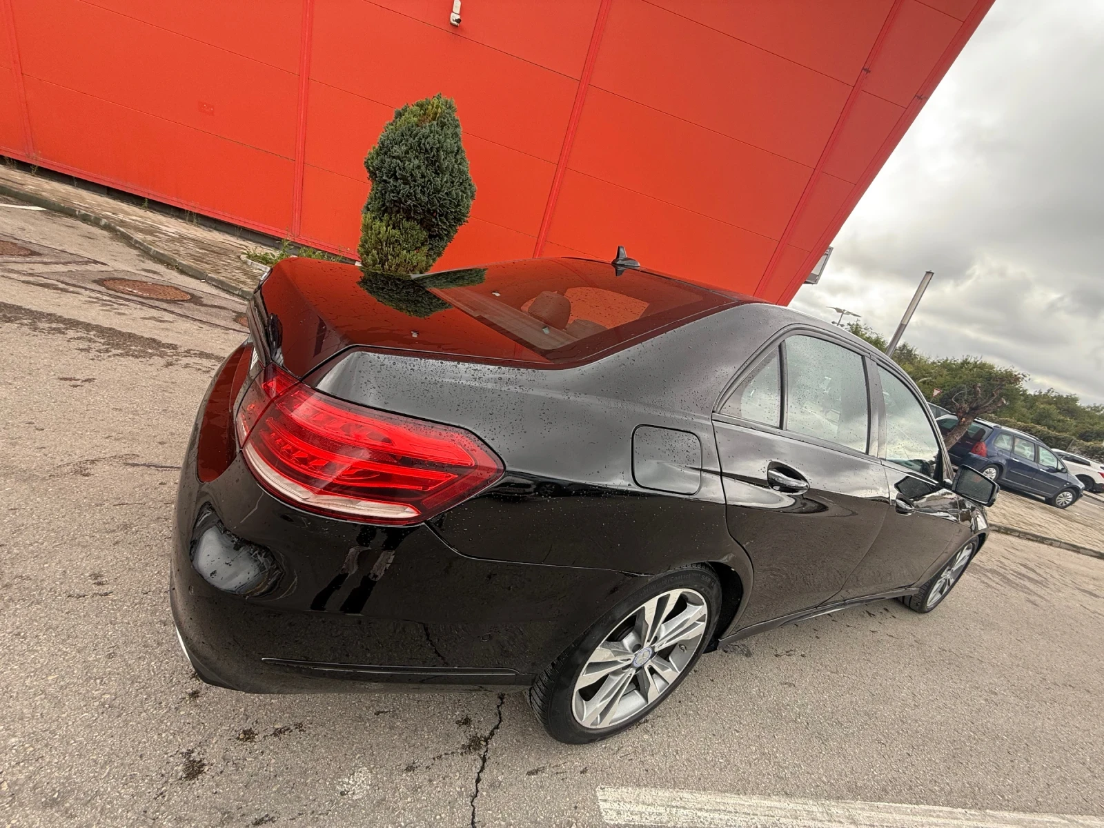 Mercedes-Benz E 220 FACELIFT* AMG* LeD | Mobile.bg — изображение 4