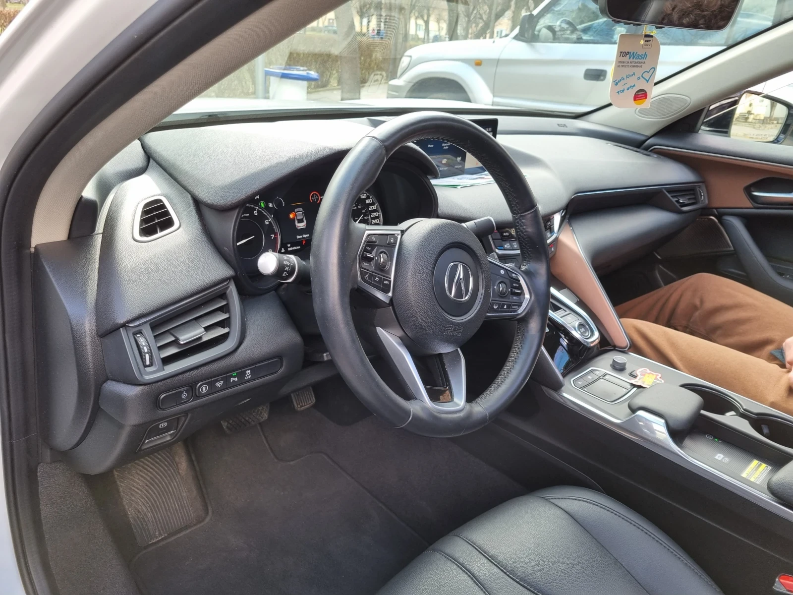 Acura TLX SH-AWD, 2.0 turbo - изображение 6