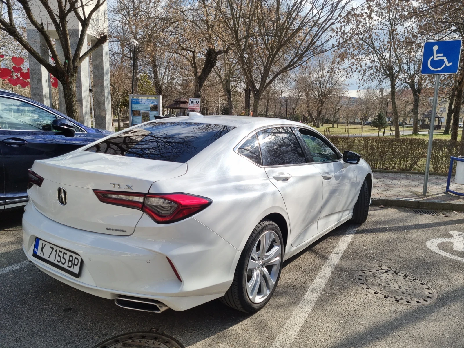 Acura TLX SH-AWD, 2.0 turbo - изображение 5