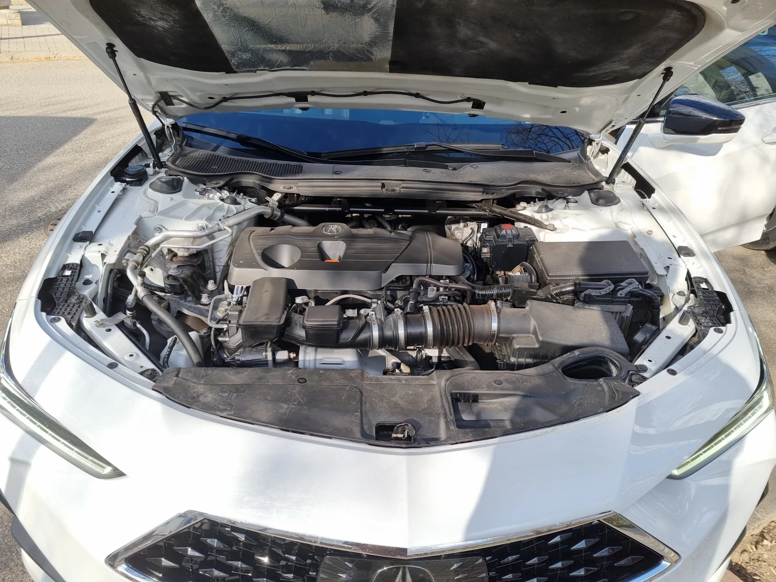 Acura TLX SH-AWD, 2.0 turbo - изображение 3