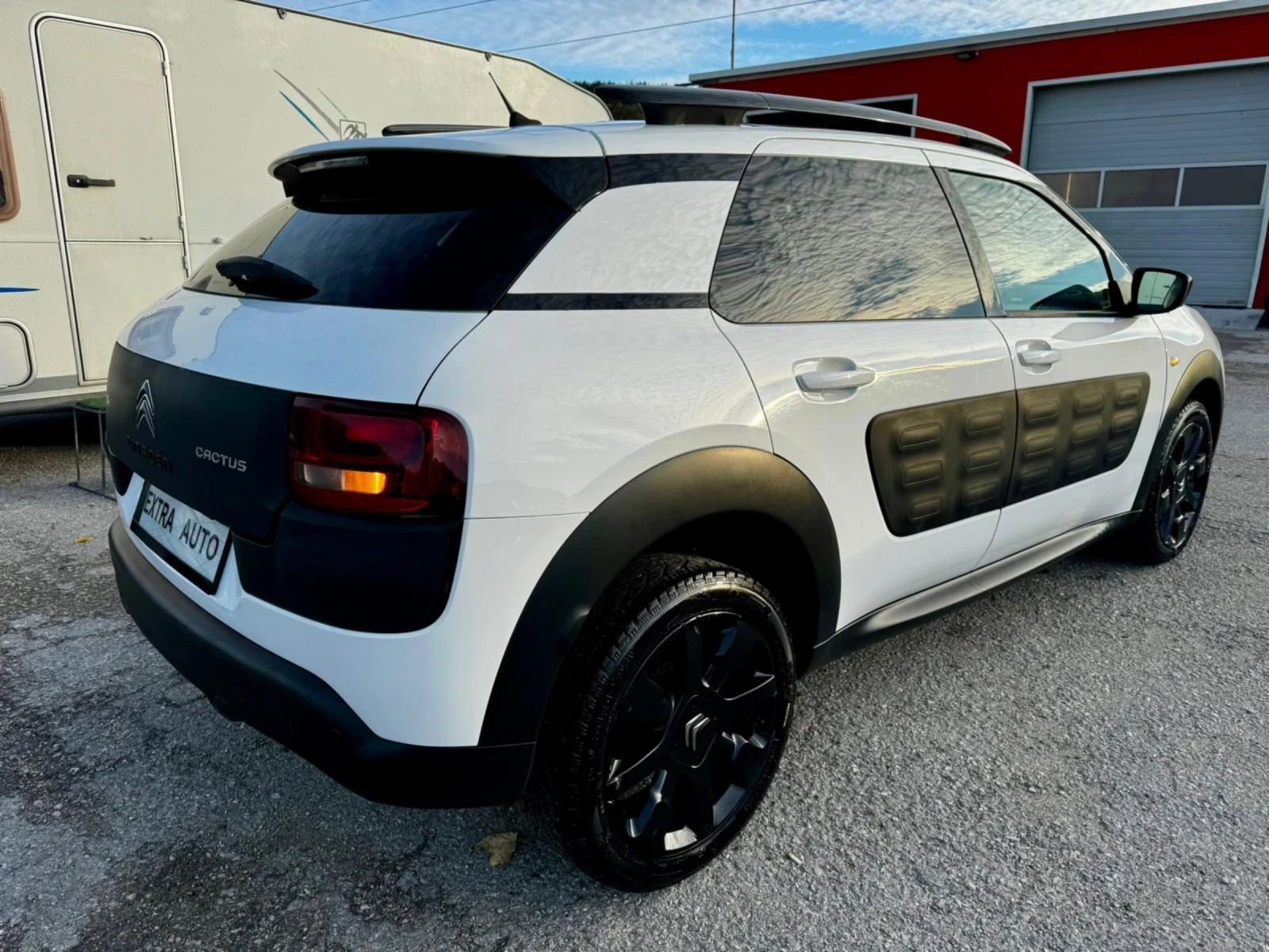 Citroen C4 Cactus 1.6HDI, АВТОМАТ, НАВИГАЦИЯ, КАМЕРА, FULL  | Mobile.bg — изображение 5