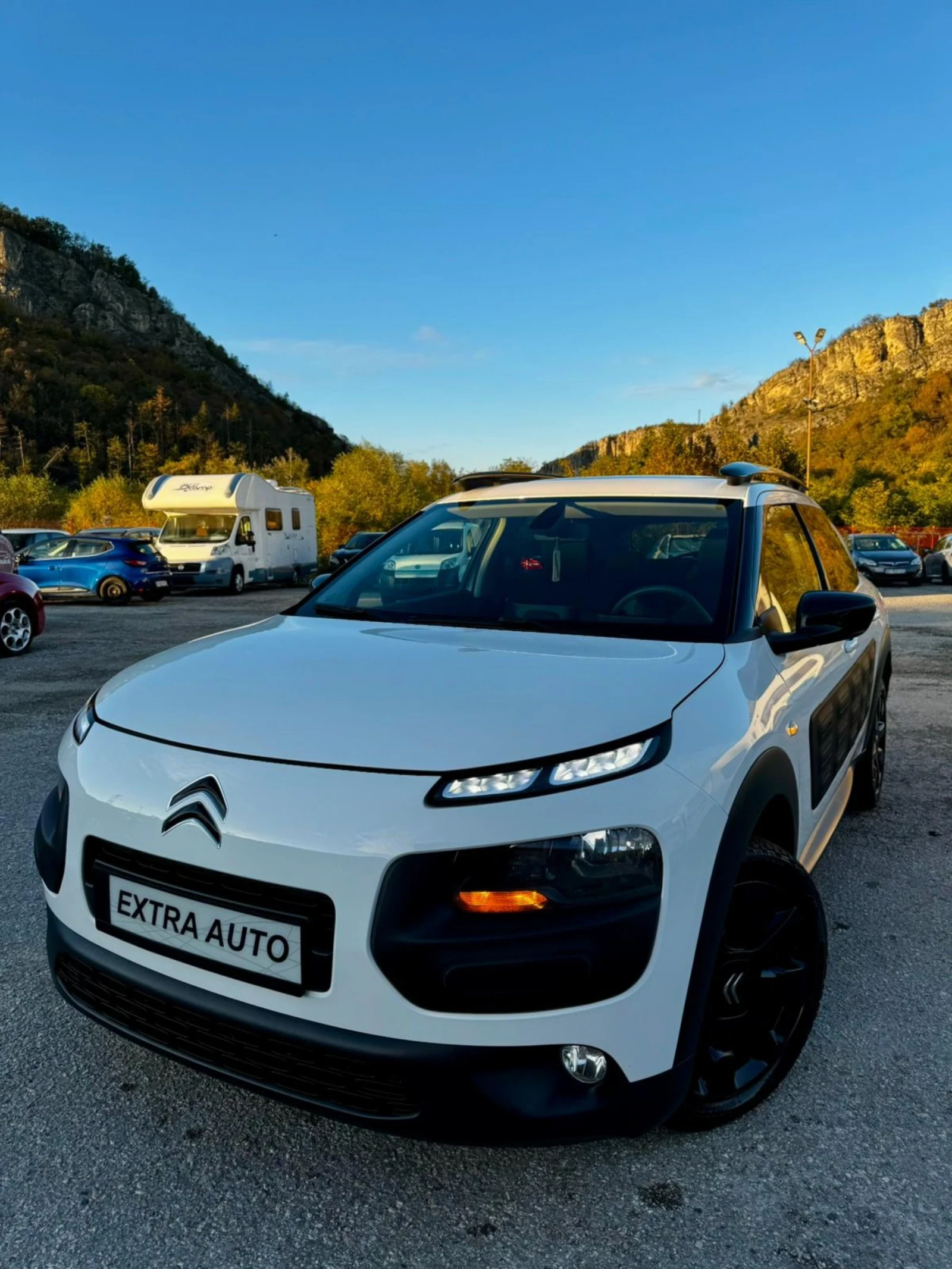 Citroen C4 Cactus 1.6HDI, АВТОМАТ, НАВИГАЦИЯ, КАМЕРА, FULL  | Mobile.bg — изображение 17