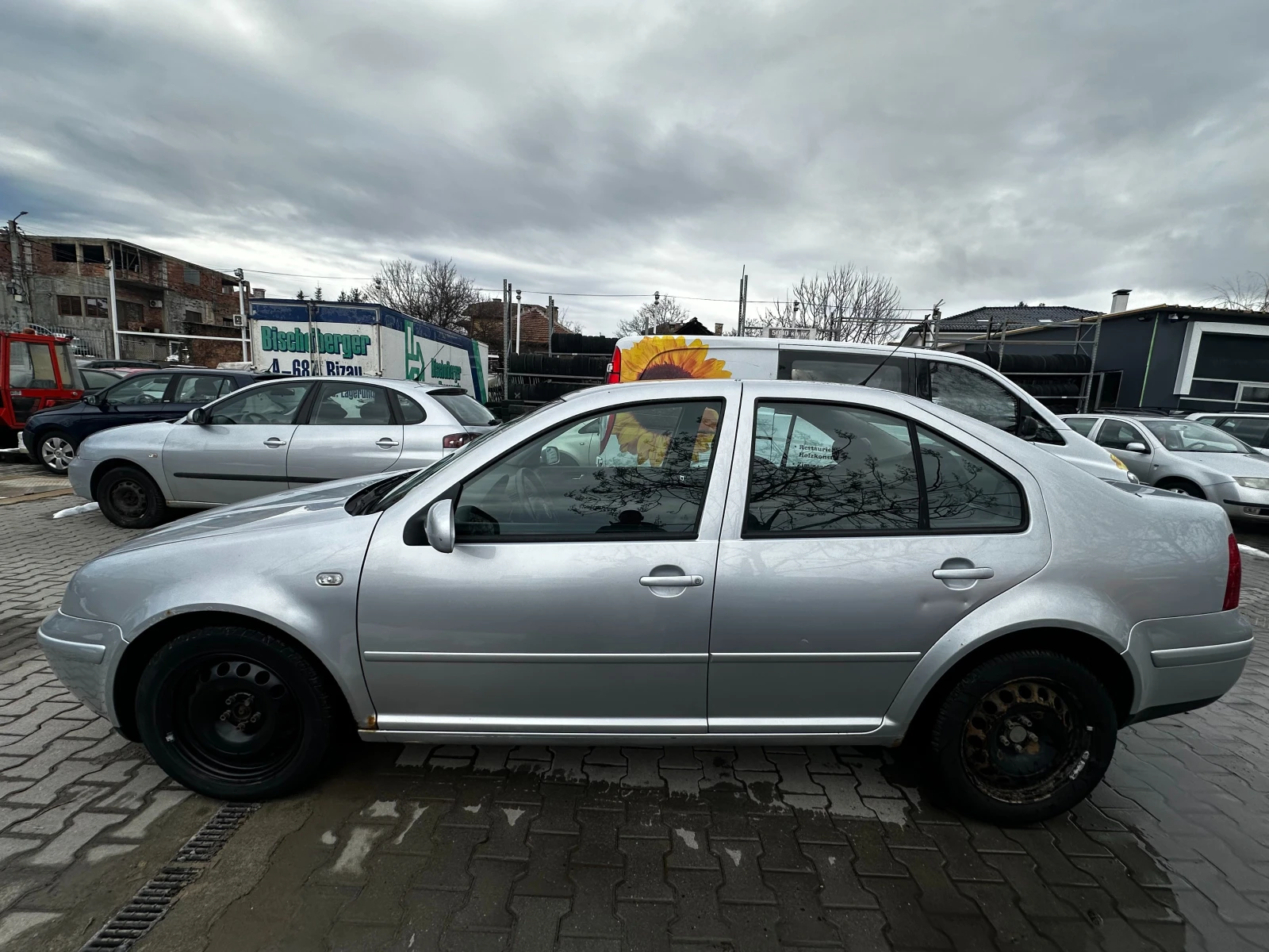 VW Bora 1.9tdi 101к.с - изображение 2