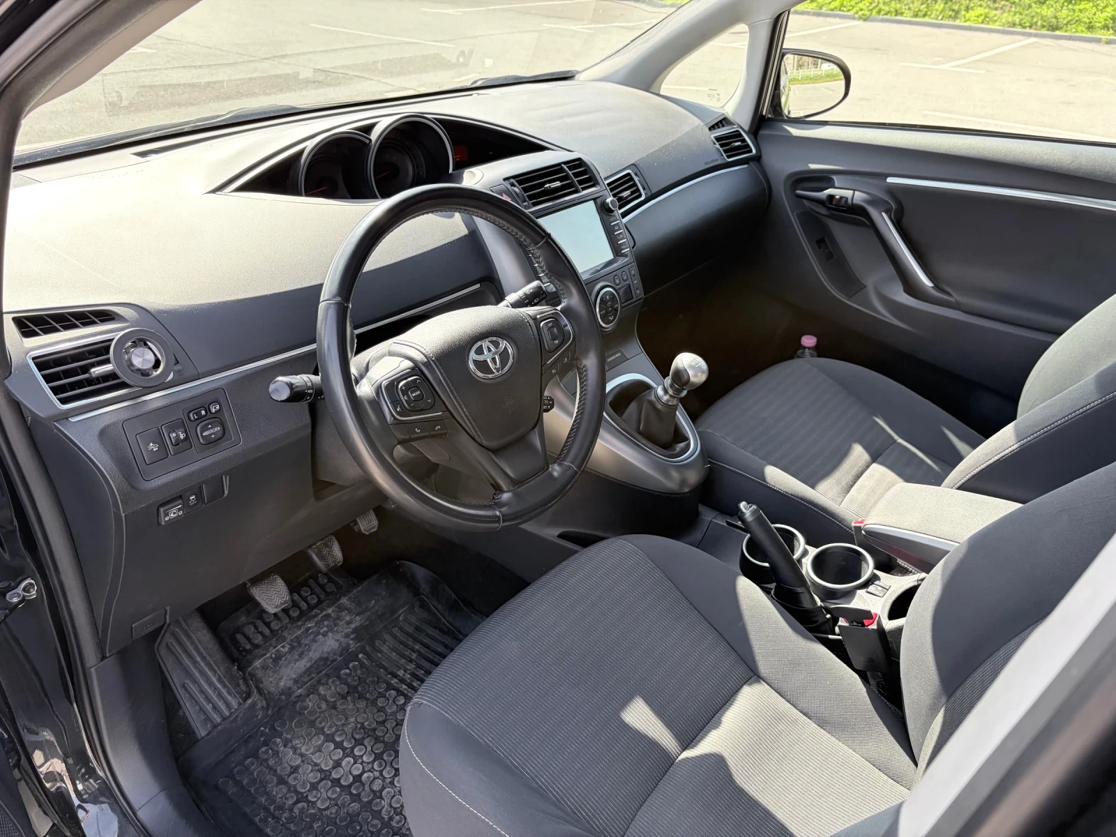 Toyota Verso  - изображение 8