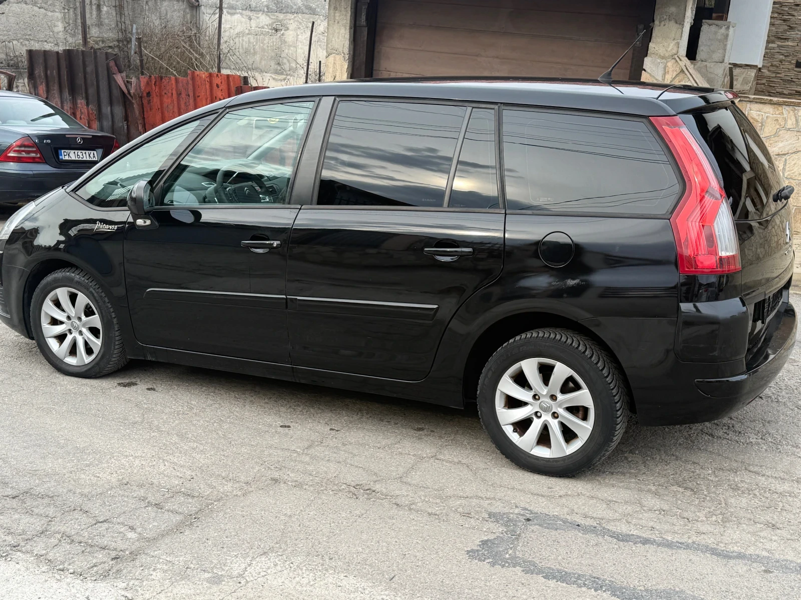 Citroen C4 Picasso 1.6HDI 112k.c. 7-Места Автоматик, снимка 6 - Автомобили и джипове - 53928287