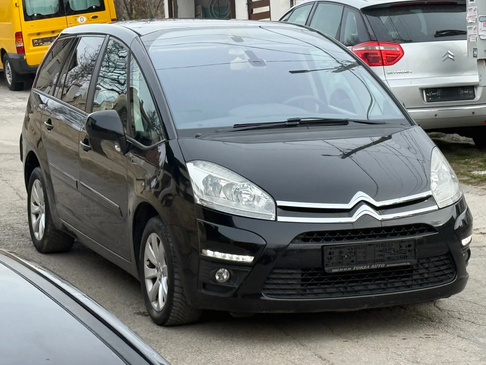 Citroen C4 Picasso 1.6HDI 112k.c. 7-Места Автоматик, снимка 3 - Автомобили и джипове - 53928287
