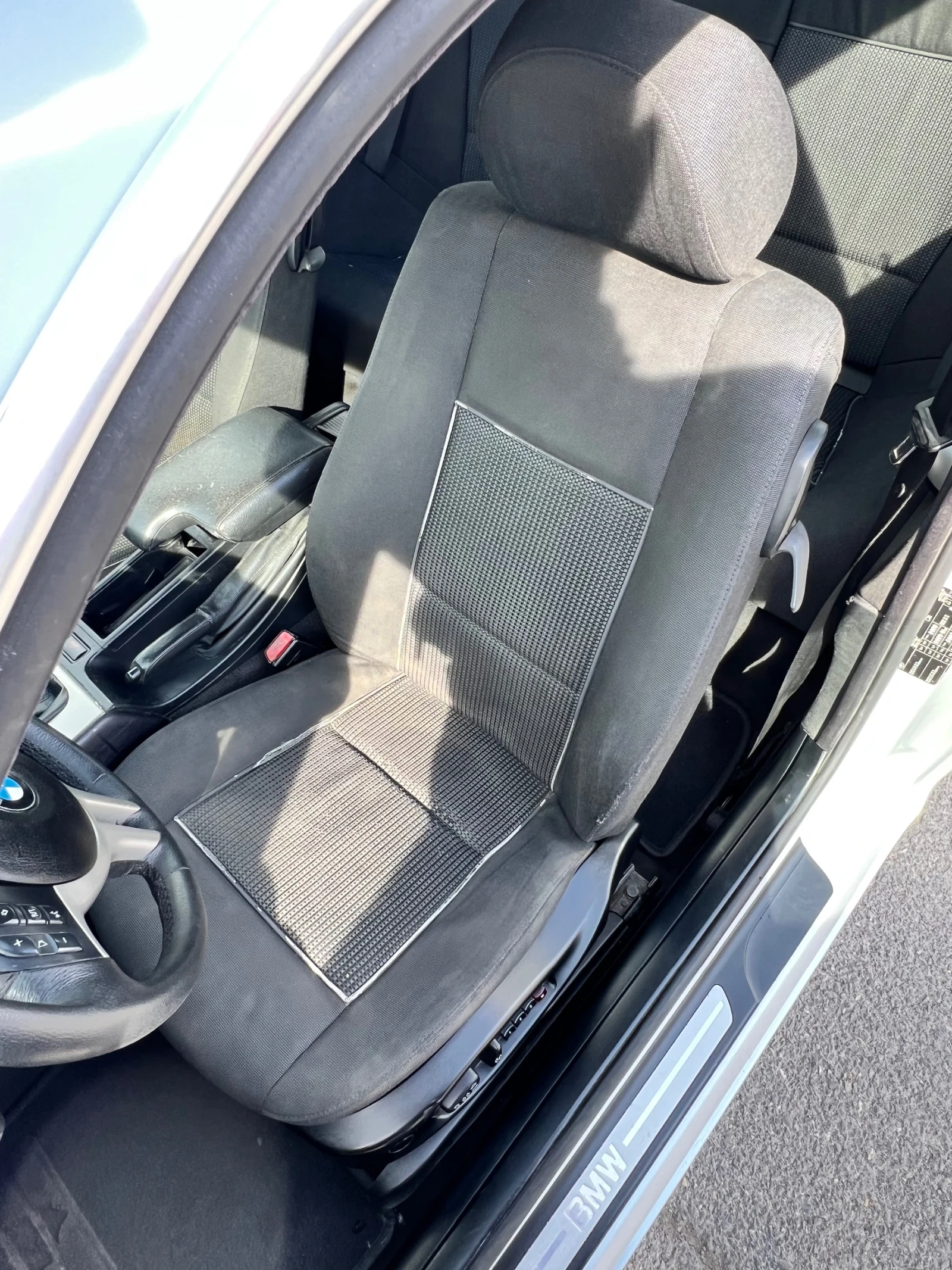 BMW 330 Cd РЪЧКА, снимка 13 - Автомобили и джипове - 54036305