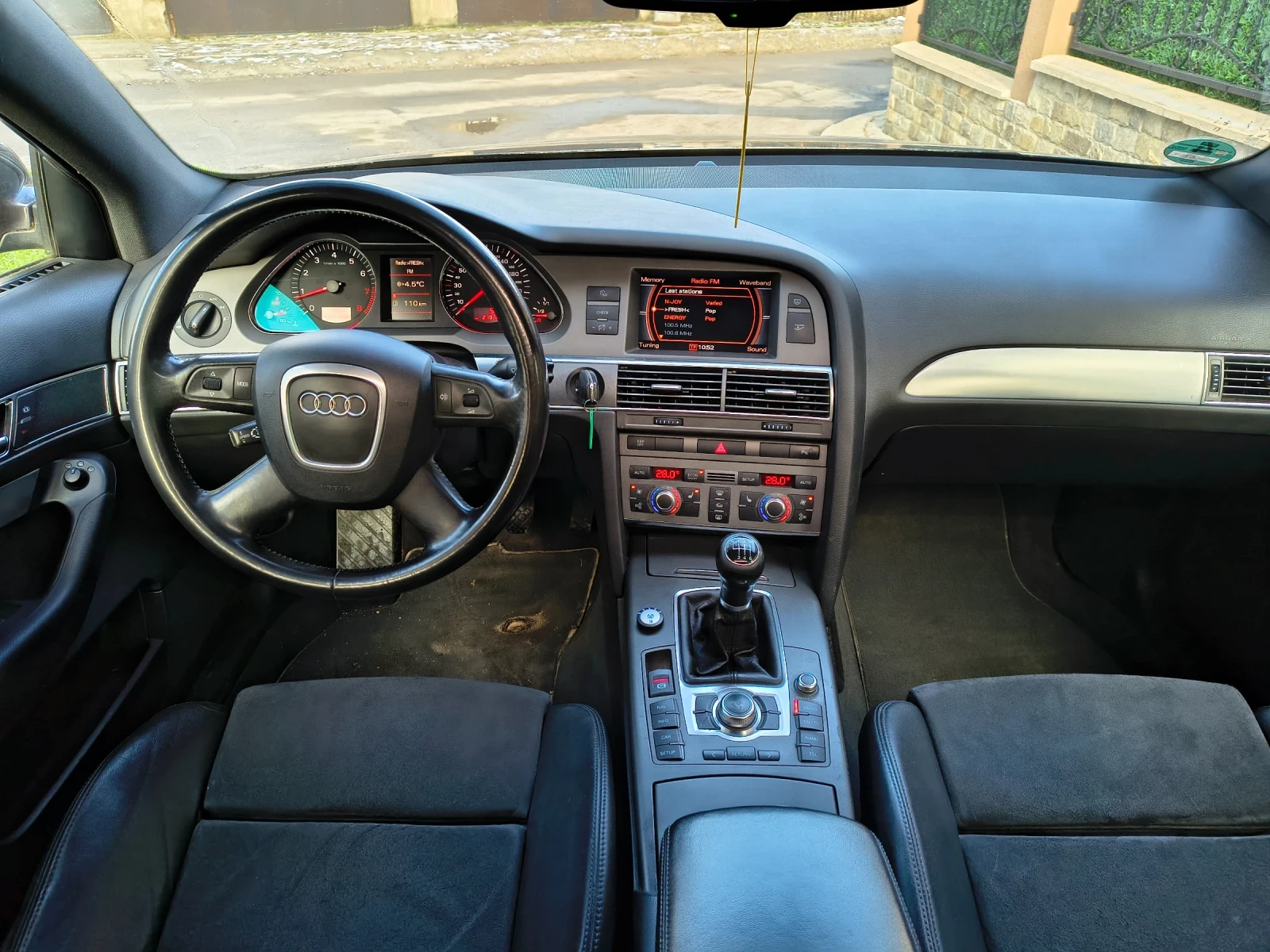 Audi A6 2.4i 6ск Газ.Инж, снимка 7 - Автомобили и джипове - 54828374