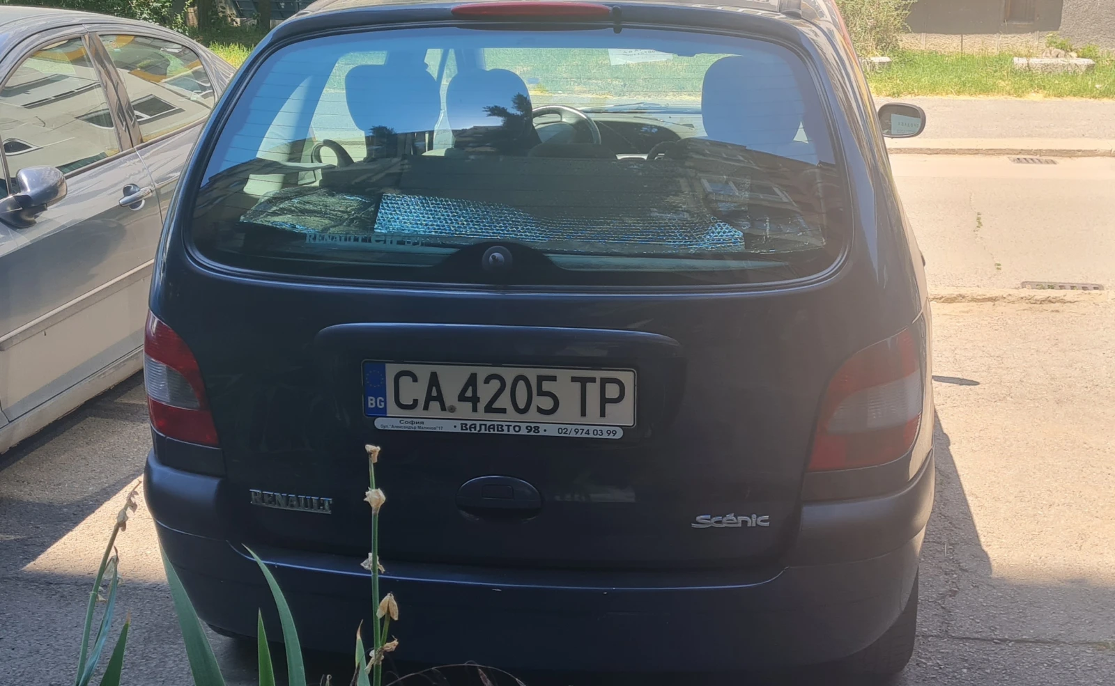 Renault Scenic, снимка 2 - Автомобили и джипове - 54957005