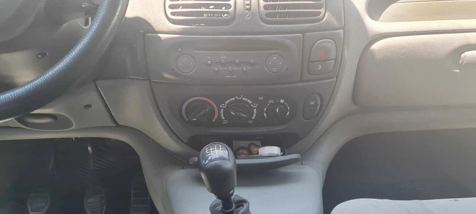 Renault Scenic, снимка 4 - Автомобили и джипове - 54957005
