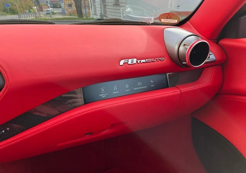 Ferrari F8 Tributo, снимка 7 - Автомобили и джипове - 55007448