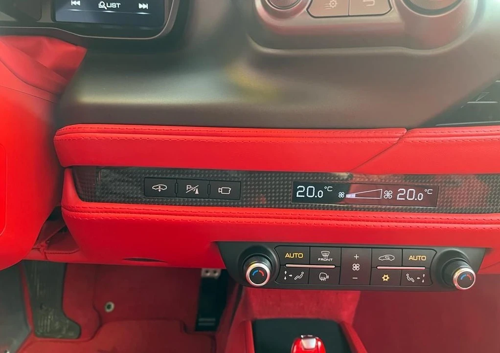 Ferrari F8 Tributo, снимка 9 - Автомобили и джипове - 55007448
