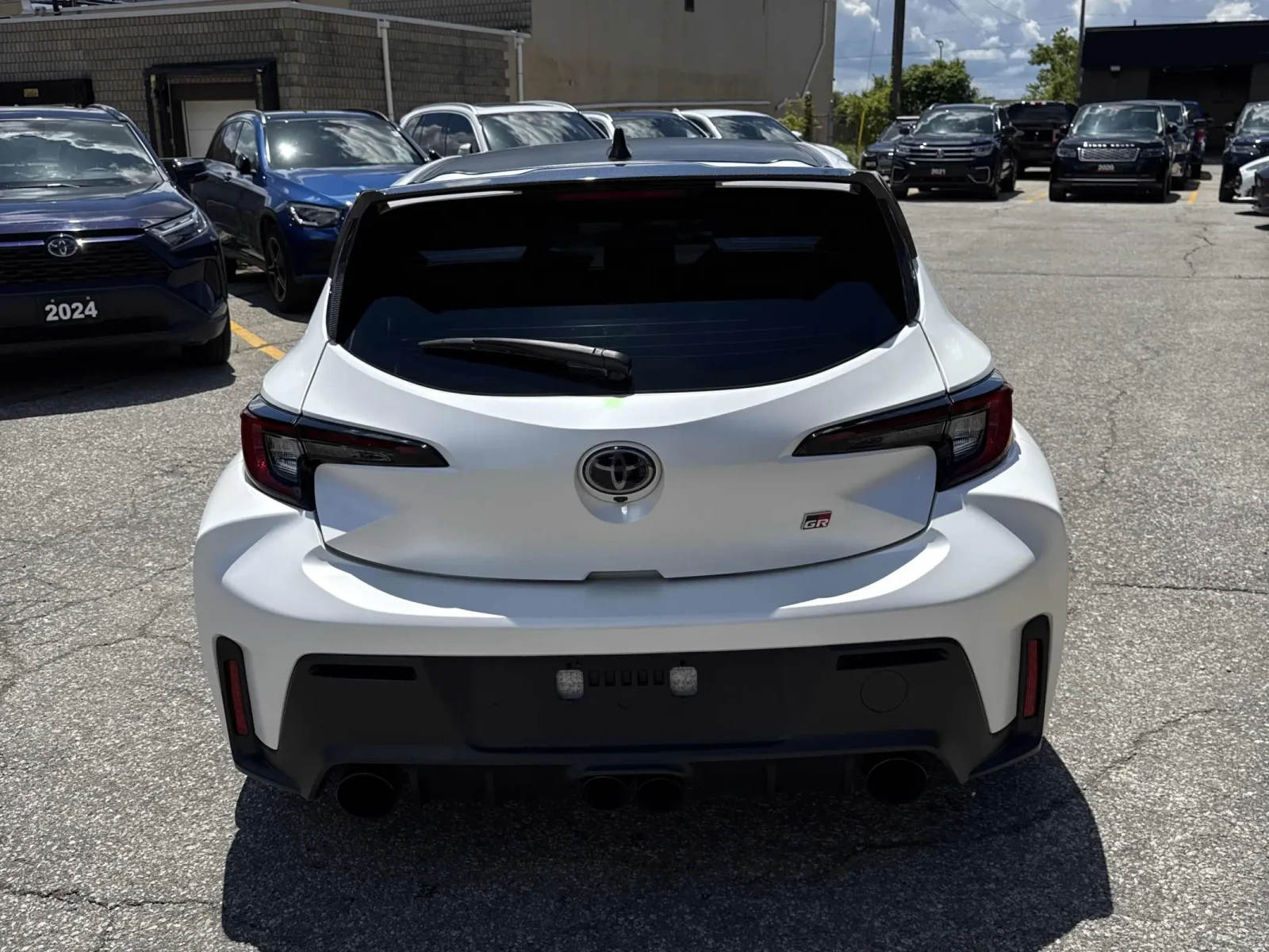 Toyota Corolla GR CIRCUIT EDDITION+ + , снимка 2 - Автомобили и джипове - 55047000
