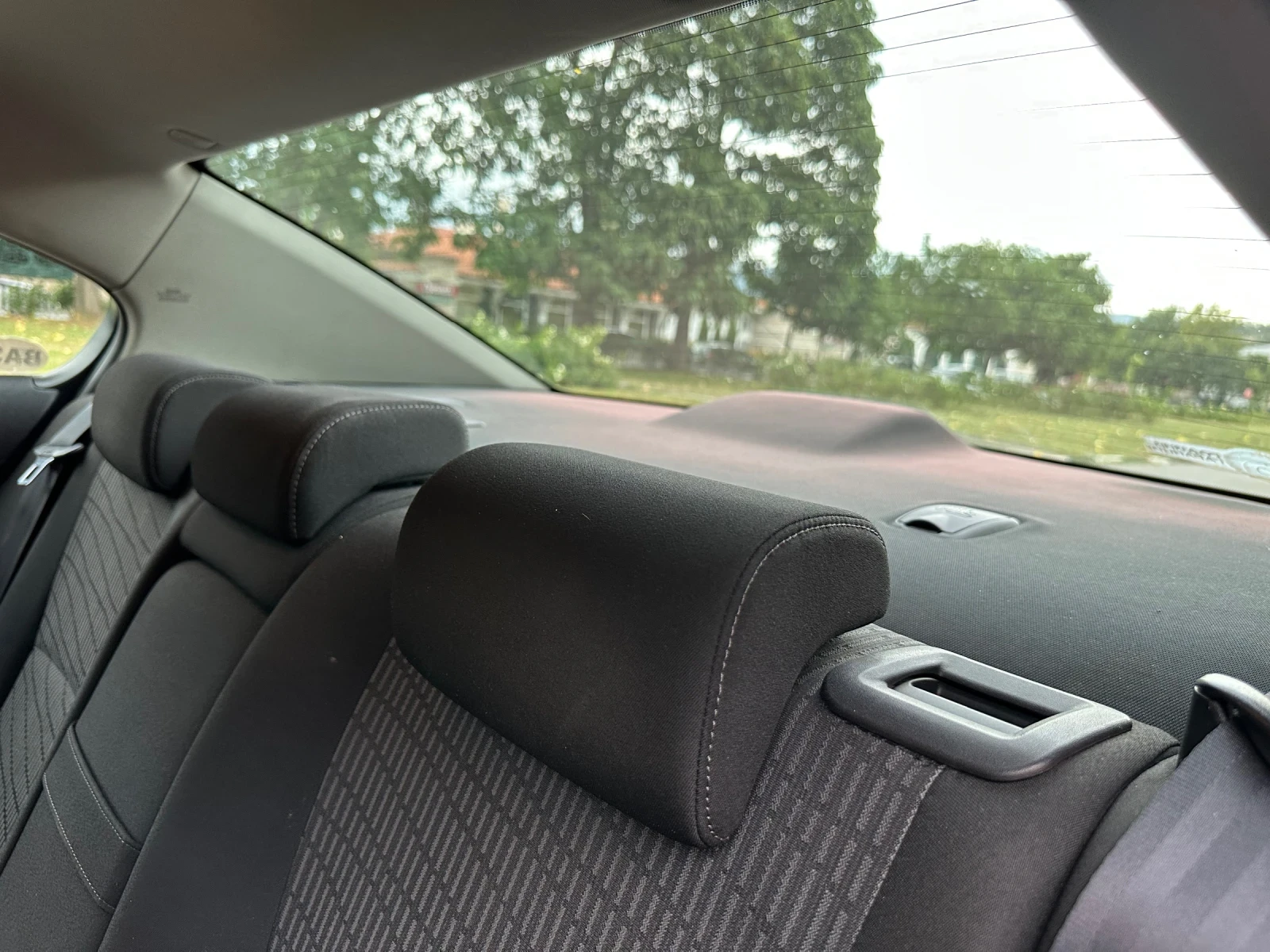 Toyota Avensis | Mobile.bg � ����������� 7