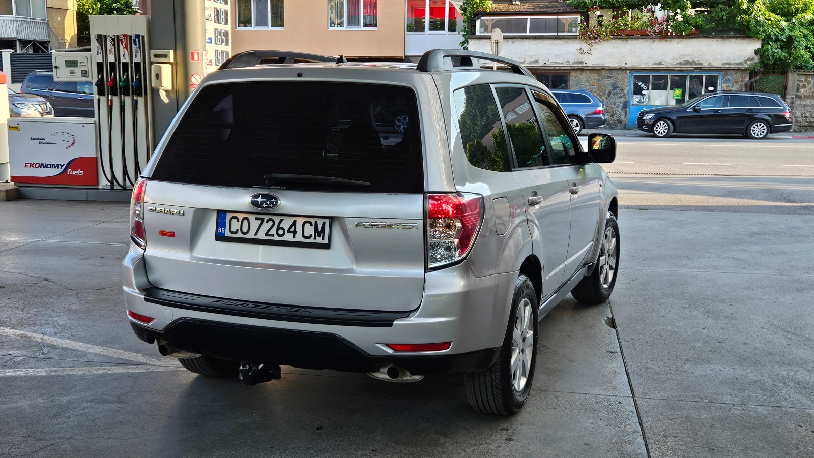 Subaru Forester 2.0 4X4/BAVNI/KLIMATRONIK/FACELIFT, снимка 6 - Автомобили и джипове - 55339778